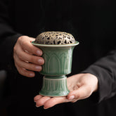 Lotus Pedestal Ceramic Incense Burner – Chinese Vintage-Style Aromatherapy Holder for Tea Room & Study