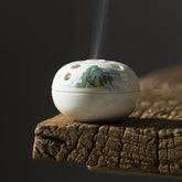 Dehua White Porcelain Coil Incense Burner – Elegant Ceramic Aromatherapy Holder for Home & Desktop Decor