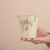 Cream Ru Kiln Gongdao Cup with Cat Illustration – 230ml Hand-Grip Ceramic Fair Cup for Gongfu Tea
