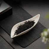 Dehua White Porcelain Tea Scoop – Lotus-Shaped Ceramic Tea Spoon for Gongfu Tea Ceremony Accessories