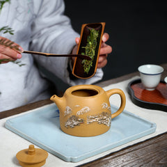 Yixing Hand-Painted Gold Segment Mud Purple Clay Pot – 500ml | Handmade Purple Sand Tea Pot