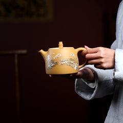 Yixing Hand-Painted Gold Segment Mud Purple Clay Pot – 500ml | Handmade Purple Sand Tea Pot