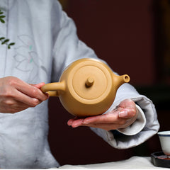 Yixing Hand-Painted Gold Segment Mud Purple Clay Pot – 500ml | Handmade Purple Sand Tea Pot
