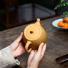 Yixing Hand-Painted Gold Segment Mud Purple Clay Pot – 500ml | Handmade Purple Sand Tea Pot