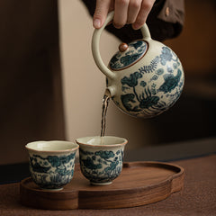 Ru Kiln-Style Fish & Waterweed Teapot with Handle – 260ml