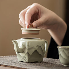 Ru-Style “Mountain Blossom” Square Teapot – 190ml