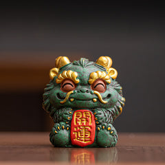 Prosperity Lion Figurine – Auspicious Feng Shui Ornament for Wealth & Fortune, Green Sandstone Sculpture with Gift Box